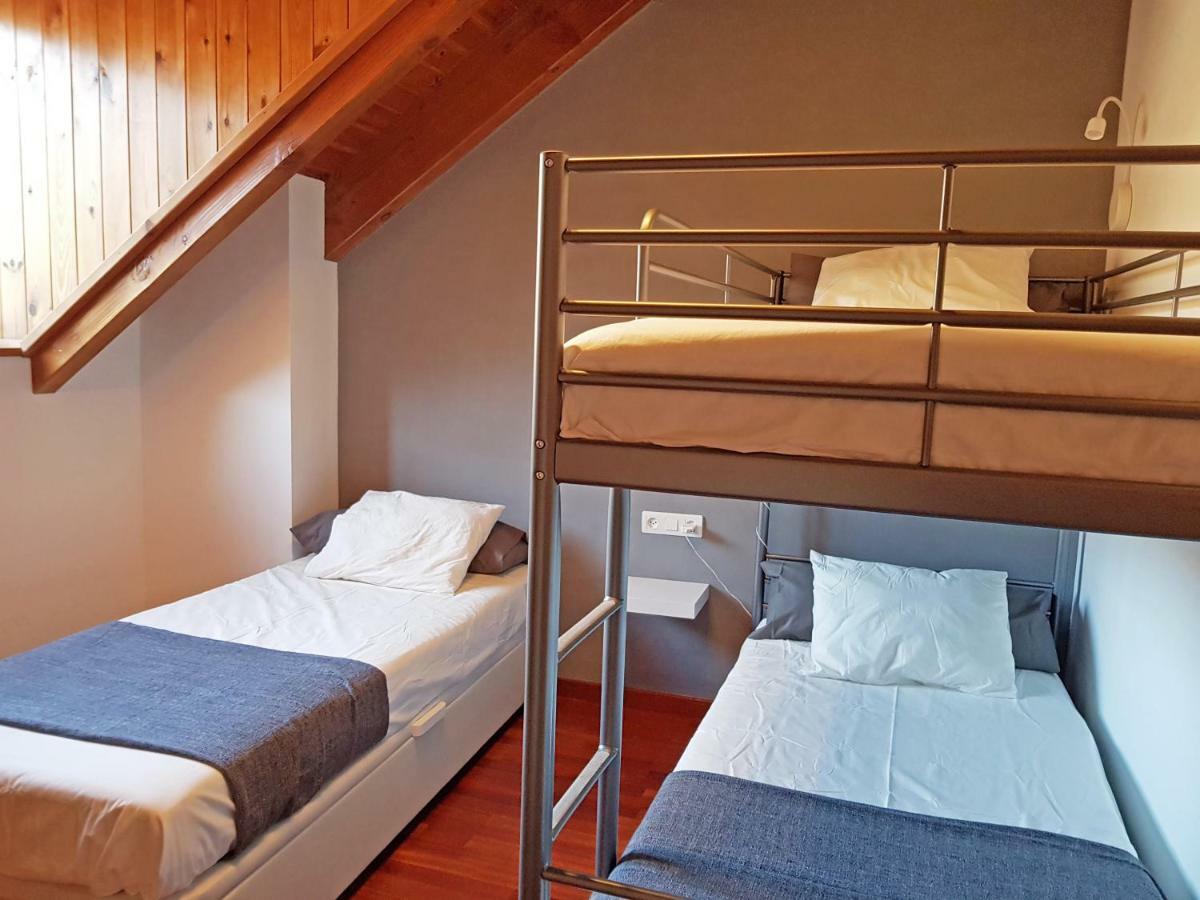 Apartamento Duplex Естери д'Анеу Екстериор снимка