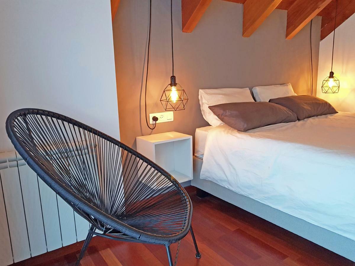 Apartamento Duplex Естери д'Анеу Екстериор снимка